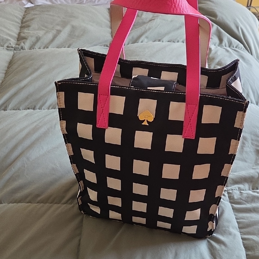 kate spade Berry Street Black and Cream Checkered Tote with Pink Handles!!